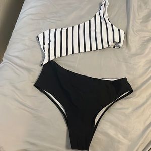 one piece swimsuit